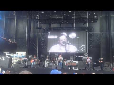 Kings of Leon - Super Soaker (Governor's Ball 2013)